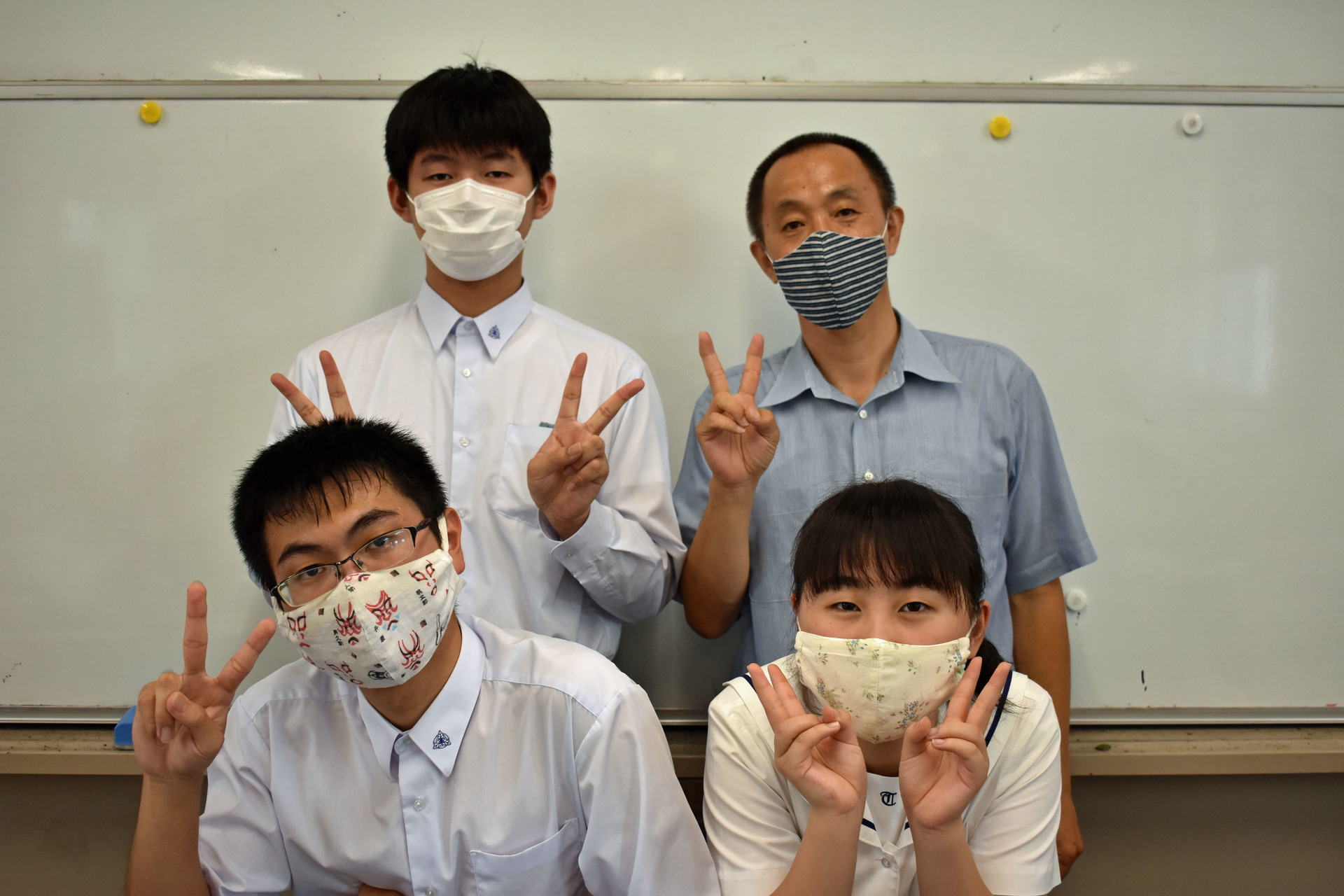 200901_高岡高校_写真部.jpg